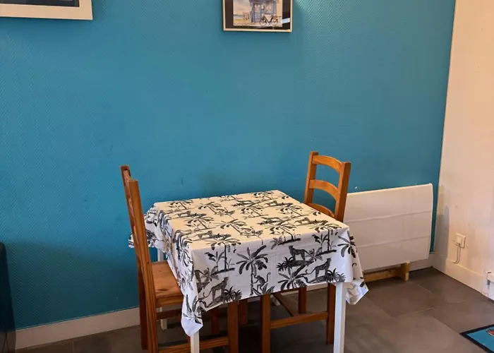 Des Isles - Le Guernesey *